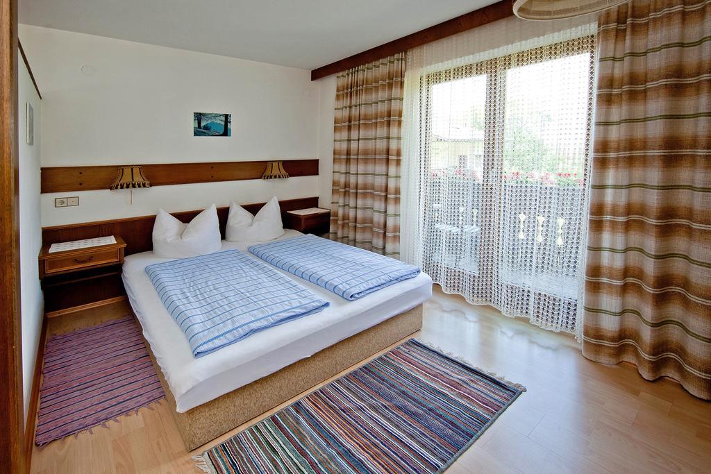 Landhaus Maridl Hart im Zillertal Zimmer foto